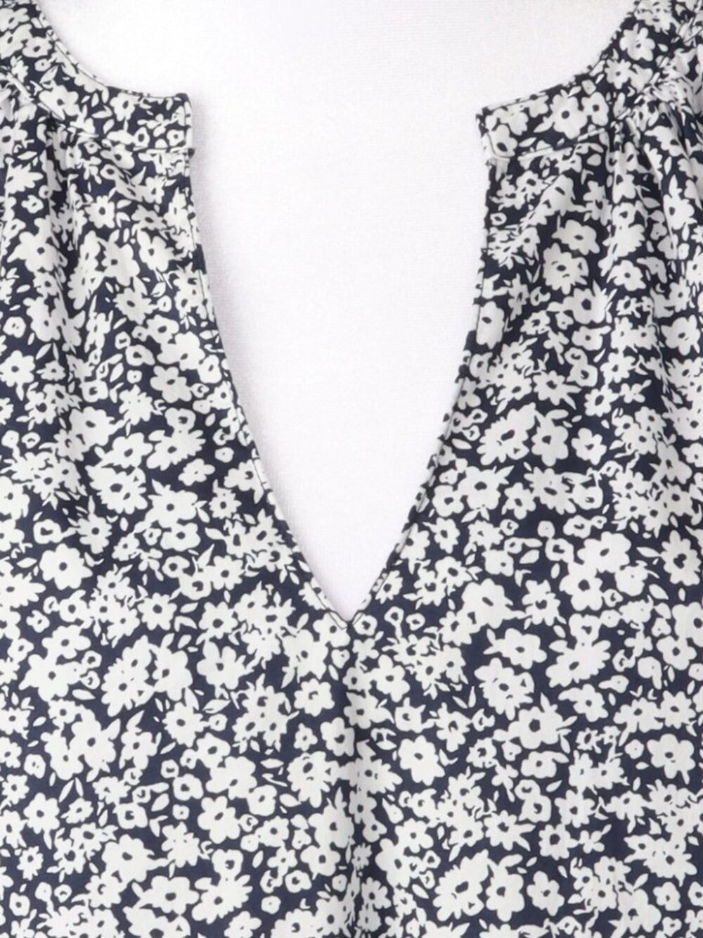 Old Navy Women's Medium Navy White Floral Long Sleeve Peasant Blouse Boho - Picture 4 of 6